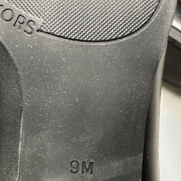 New Michael Kors Women's Black Evaline Heeled Ankle Bootie Size 9.0 NWOT - Picture 7 of 9